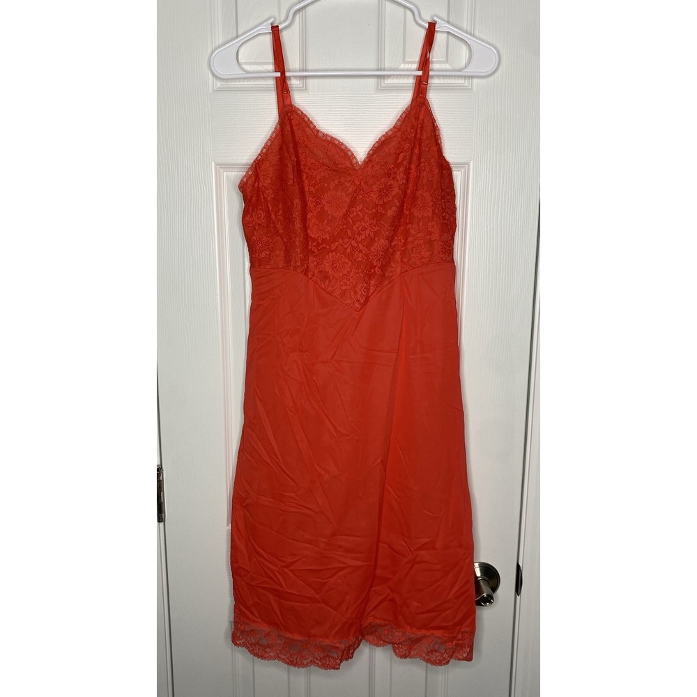 Vanity Fair Women's Vintage Slip Dress Pink‎ Size 36